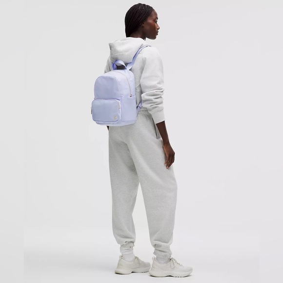 Lululemon Everywhere Backpack Small 11.5L Metal Hardware - Picture 1 of 10